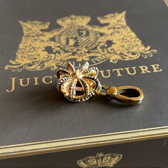 AUTHENTIC JUICY COUTURE RARE GOLD CROWN DOME CHARM BRACELET - Picture 5 of 7